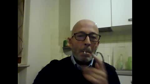 Snapshot of big23italy chatting on 11/18/25, 07:07 big23italy online show from 11/18/25, 07:07