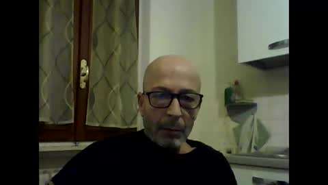 Snapshot of big23italy chatting on 11/25/25, 06:46 big23italy online show from 11/25/25, 06:46
