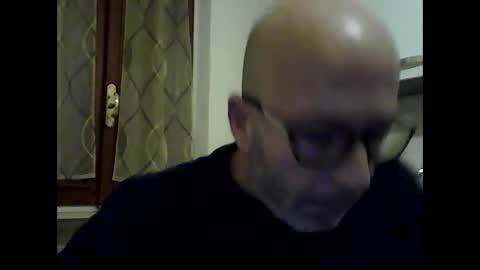 Snapshot of big23italy chatting on 11/29/25, 04:48 big23italy online show from 11/29/25, 04:48