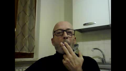 Snapshot of big23italy chatting on 12/02/25, 05:13 big23italy online show from 12/02/25, 05:13