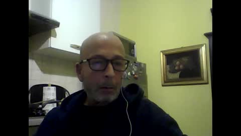 Snapshot of big23italy chatting on 02/18/26, 07:21 big23italy online show from 02/18/26, 07:21