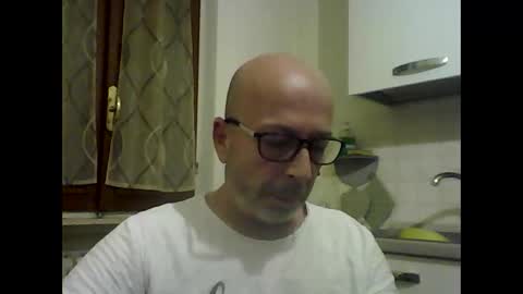 Snapshot of big23italy chatting on 04/28/26, 02:21 big23italy online show from 04/28/26, 02:21