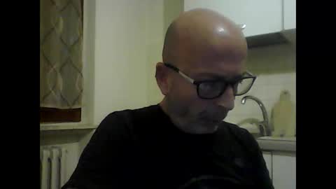 Snapshot of big23italy chatting on 05/02/26, 06:46 big23italy online show from 05/02/26, 06:46