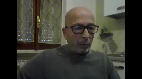 Snapshot of big23italy chatting on 05/10/26, 07:13 big23italy online show from 05/10/26, 07:13