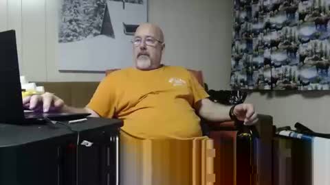 Snapshot of big6incheragain chatting on 02/15/26, 12:14 big6incheragain online show from 02/15/26, 12:14