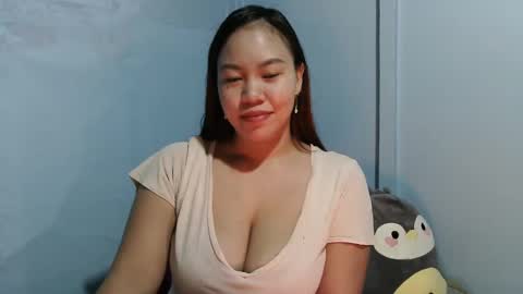 Snapshot of big_buttasian chatting on 01/14/25, 11:42 Grace - online show from 01/14/25, 11:42