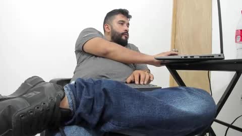 Tommy online show from 11/04/25, 11:26