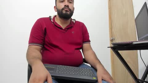 Tommy online show from 11/06/25, 02:45