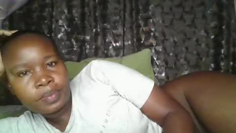 Snapshot of big_diva chatting on 01/12/26, 03:23 big_diva online show from 01/12/26, 03:23