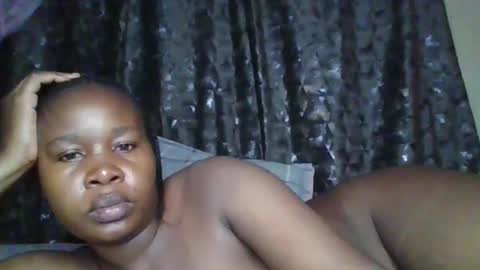 Snapshot of big_diva chatting on 04/05/26, 05:32 big_diva online show from 04/05/26, 05:32