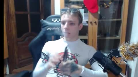 big_joni online show from 12/17/25, 09:26