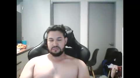 Snapshot of big_latin_boy_full_cum chatting on 12/19/24, 12:12 latinBoyHuge online show from 12/19/24, 12:12