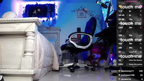 Snapshot of big_lava chatting on 01/06/25, 10:58 Lava online show from 01/06/25, 10:58