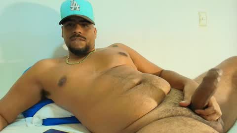 Snapshot of big_pleasurex chatting on 03/26/26, 10:59 ALEXIS UNIVERSE IM ON VACATION Ill come after Kisses for that ass. online show from 03/26/26, 10:59