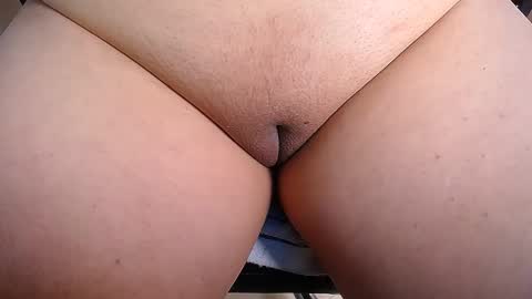 Snapshot of big_pussy18 chatting on 09/16/25, 02:29 candy online show from 09/16/25, 02:29