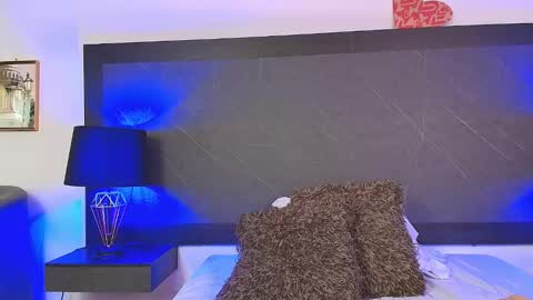 Snapshot of big_tits_in_your_face chatting on 12/25/24, 12:37 Tell me Sophia  online show from 12/25/24, 12:37