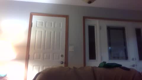 Snapshot of bigalnoone chatting on 10/31/25, 01:17 bigalnoone online show from 10/31/25, 01:17