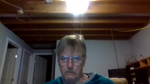 Snapshot of bigalnoone chatting on 04/26/26, 01:25 bigalnoone online show from 04/26/26, 01:25