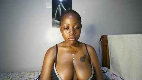 bigass001_ online show from 11/13/25, 12:42