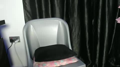 bella online show from 11/10/25, 08:41