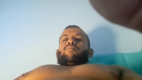 Snapshot of bigassboyfr chatting on 10/25/25, 07:38 bigassboyfr online show from 10/25/25, 07:38