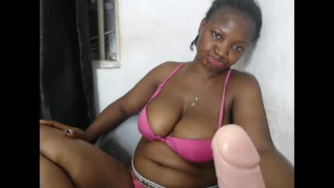 Snapshot of bigassdrip chatting on 05/19/26, 01:56 bigassdrip online show from 05/19/26, 01:56