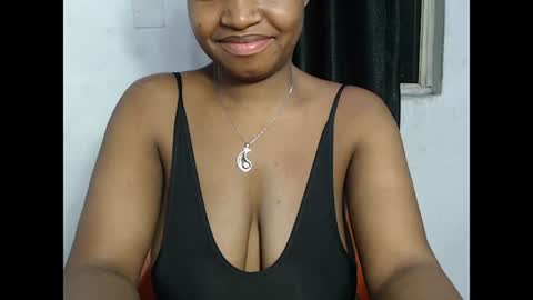Snapshot of bigassdrip chatting on 07/16/26, 12:38 bigassdrip online show from 07/16/26, 12:38