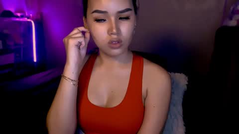 Snapshot of bigassslutdoll chatting on 12/22/24, 03:44 Mia online show from 12/22/24, 03:44