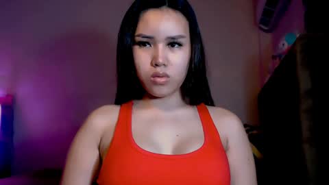 Snapshot of bigassslutdoll chatting on 12/30/24, 01:14 Mia online show from 12/30/24, 01:14