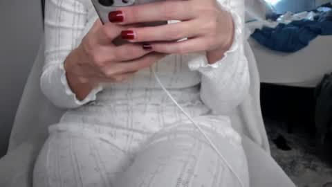Snapshot of bigb00tyjudi chatting on 11/19/25, 07:03 bigb00tijudy online show from 11/19/25, 07:03