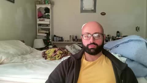 Snapshot of bigbackmuscles1296 chatting on 10/16/25, 06:42 Mr. Muscle Monster online show from 10/16/25, 06:42