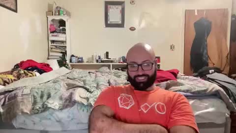 Snapshot of bigbackmuscles1296 chatting on 11/04/25, 11:26 Mr. Muscle Monster online show from 11/04/25, 11:26