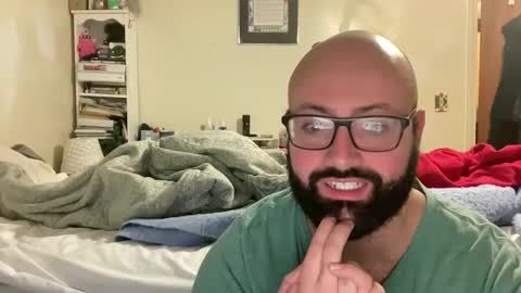 Snapshot of bigbackmuscles1296 chatting on 11/07/25, 12:32 Mr. Muscle Monster online show from 11/07/25, 12:32