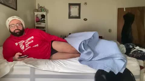 Snapshot of bigbackmuscles1296 chatting on 11/08/25, 02:39 Mr. Muscle Monster online show from 11/08/25, 02:39