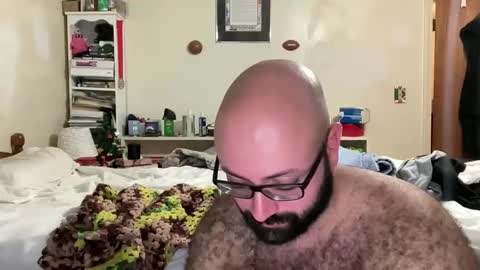 Snapshot of bigbackmuscles1296 chatting on 12/05/25, 12:19 Mr. Muscle Monster online show from 12/05/25, 12:19