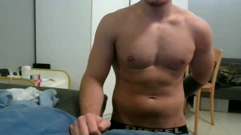 Snapshot of bigballsnojoke chatting on 12/06/24, 09:13 bigballsnojoke online show from 12/06/24, 09:13