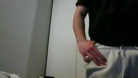 Snapshot of bigballsnojoke chatting on 01/02/25, 03:19 bigballsnojoke online show from 01/02/25, 03:19