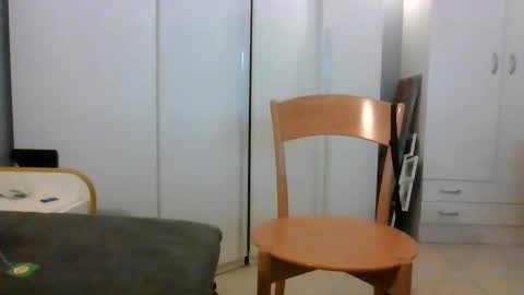 Snapshot of bigballsnojoke chatting on 01/13/25, 09:42 bigballsnojoke online show from 01/13/25, 09:42