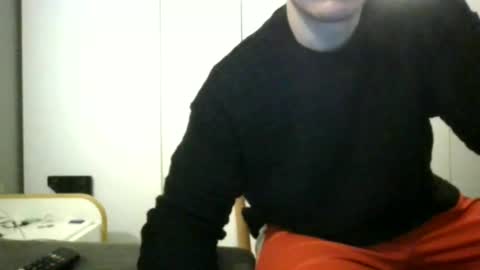 Snapshot of bigballsnojoke chatting on 02/17/25, 01:21 bigballsnojoke online show from 02/17/25, 01:21