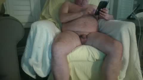 Snapshot of bigbear5186 chatting on 02/09/25, 03:11 big boy online show from 02/09/25, 03:11