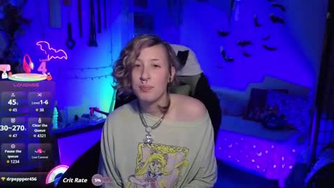 bigbearandbunny online show from 11/11/25, 08:53