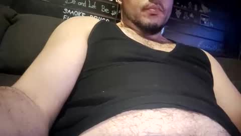 Snapshot of bigbeata chatting on 11/04/25, 05:28 Stevie Snow online show from 11/04/25, 05:28