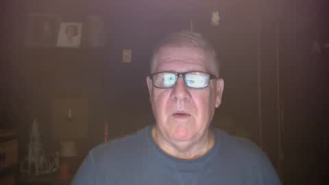 Snapshot of bigbeerdrinker1 chatting on 12/20/24, 08:17 bigbeerdrinker online show from 12/20/24, 08:17