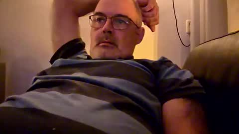 Snapshot of bigbibear88 chatting on 10/04/25, 09:46 bigbibear88 online show from 10/04/25, 09:46