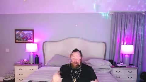 Snapshot of bigboi1o11 chatting on 09/26/25, 08:29 Bigboi1o11 online show from 09/26/25, 08:29