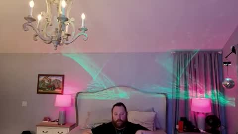 Snapshot of bigboi1o11 chatting on 11/28/25, 10:18 Bigboi1o11 online show from 11/28/25, 10:18