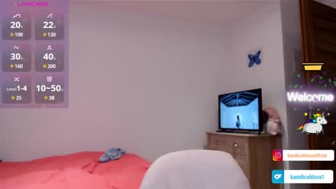 Snapshot of bigboobiebabex chatting on 01/07/25, 10:32 Kandice Kloss insta kandiceklossofficial online show from 01/07/25, 10:32