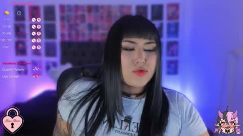 bigboobs cloe online show from 10/21/25, 03:18