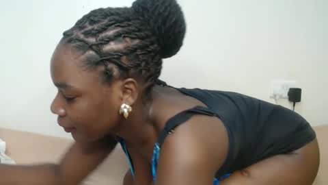 bigboobys123 online show from 12/16/25, 04:50