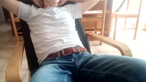 Snapshot of bigboos5633 chatting on 10/09/25, 11:19 bigboos5633 online show from 10/09/25, 11:19